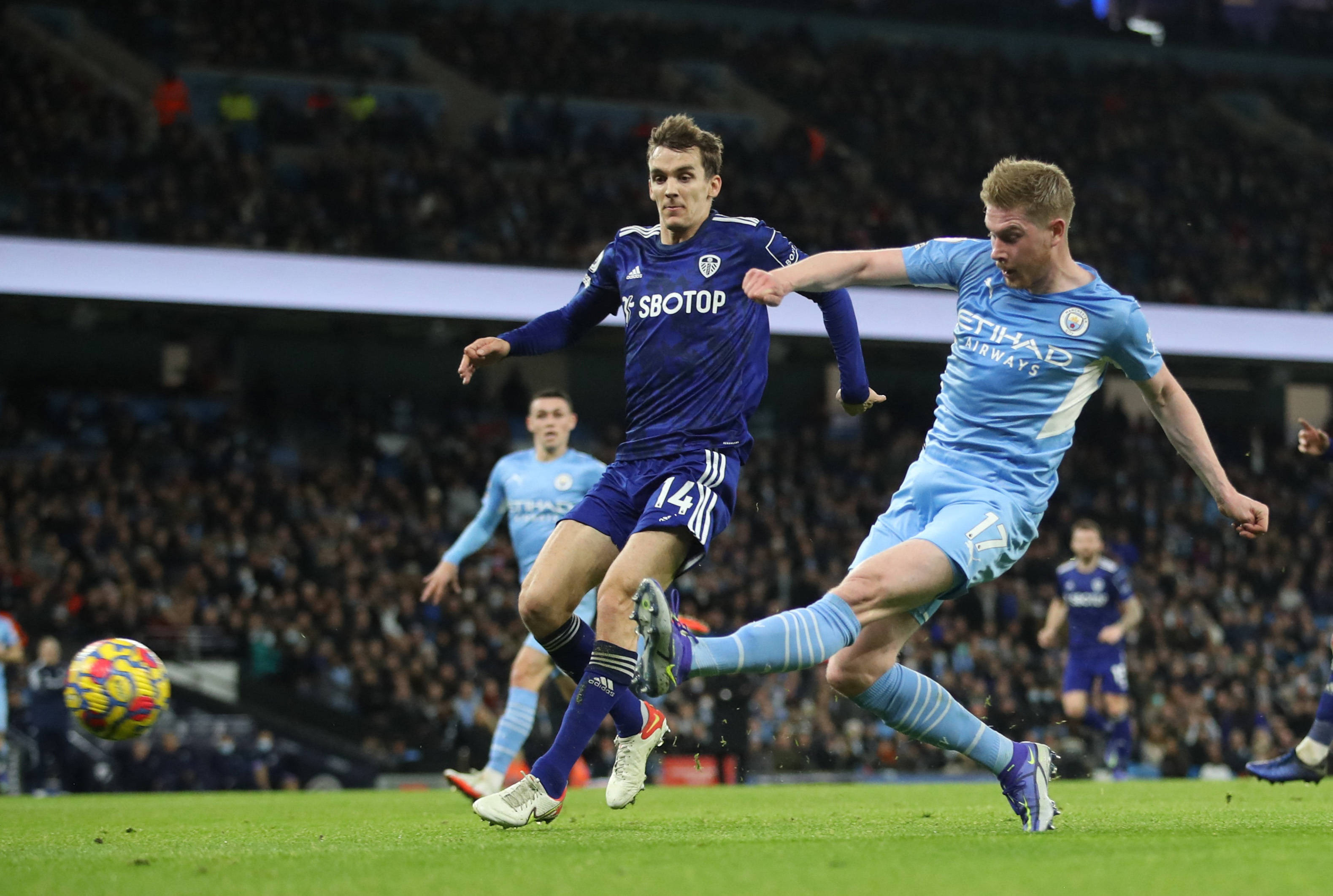 切尔西球员因红牌停赛，将缺席下一场比赛的简单介绍