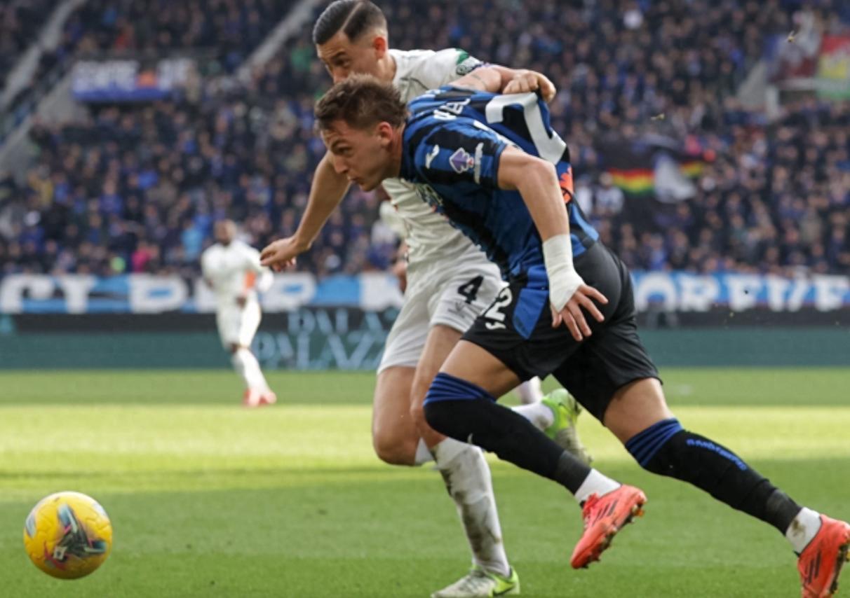 乌迪内斯再遭绝杀，未能逃离降级区的简单介绍