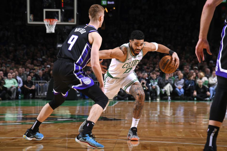 瑞典篮球精英争霸赛事高潮迭起，球员拼搏必不可少的简单介绍