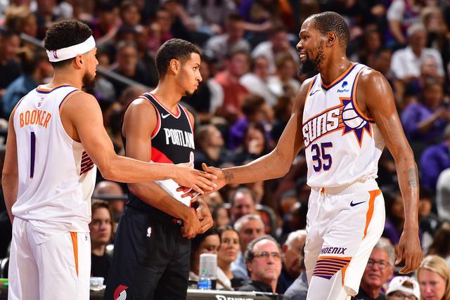 关于广州富力再次击败老对手，实现双杀的信息