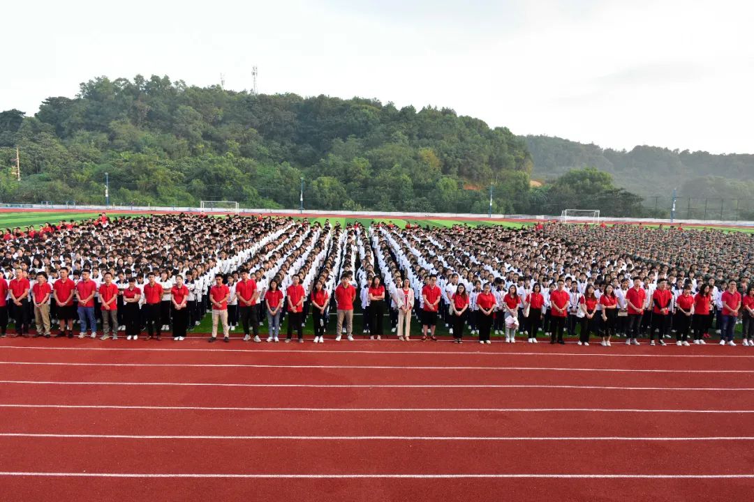 包含锐意进取，备战冲击争霸头名的词条