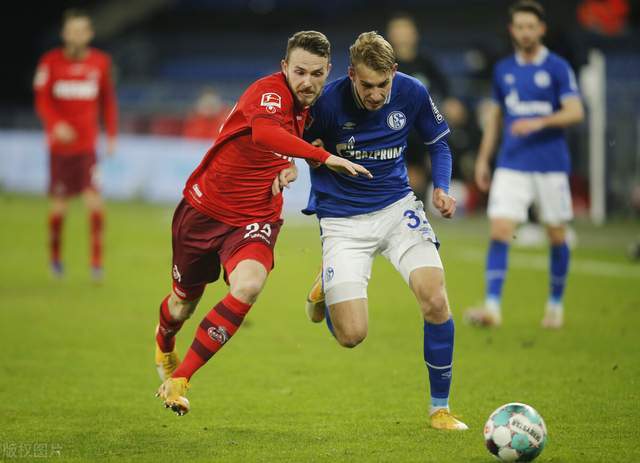 沙尔克遭遇两连败，球队陷入失利泥沼的简单介绍