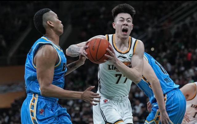 辽宁男篮取得胜利，重回总决赛劲敌