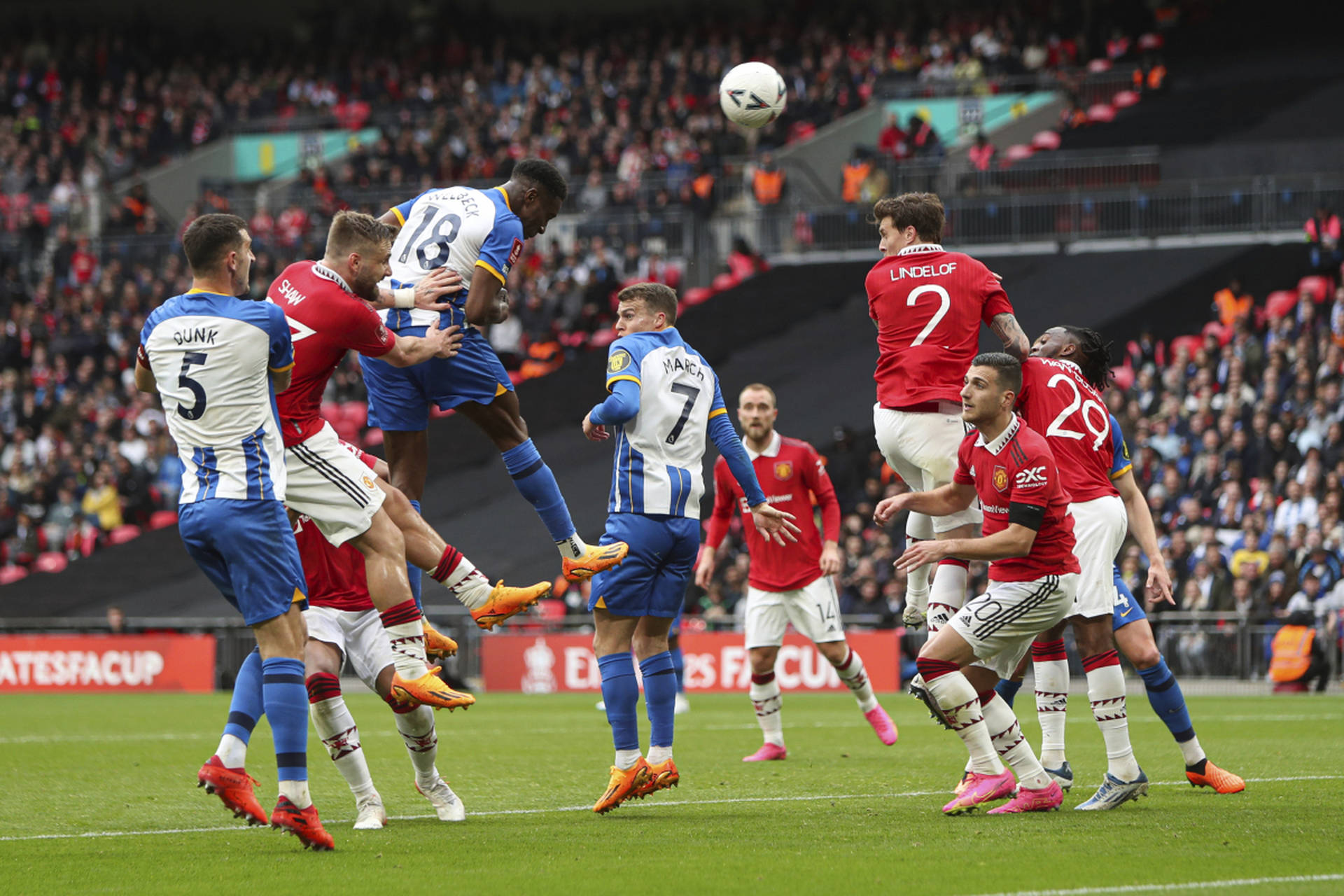 亚特兰大主教练训练备战面对罗马的简单介绍