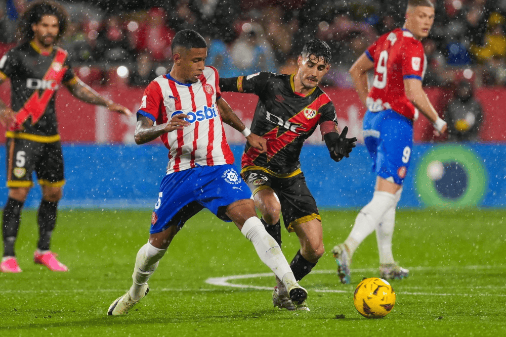 关于格拉纳达将在主场与赫罗纳交手，豪取三分的信息