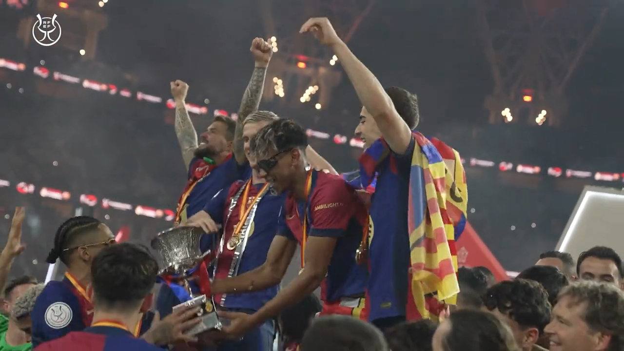 关于巴萨主场：火力全开，多特权公平的信息