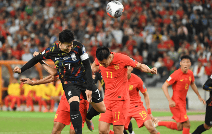 中国国足保持不败！世预赛客场战平阿联酋