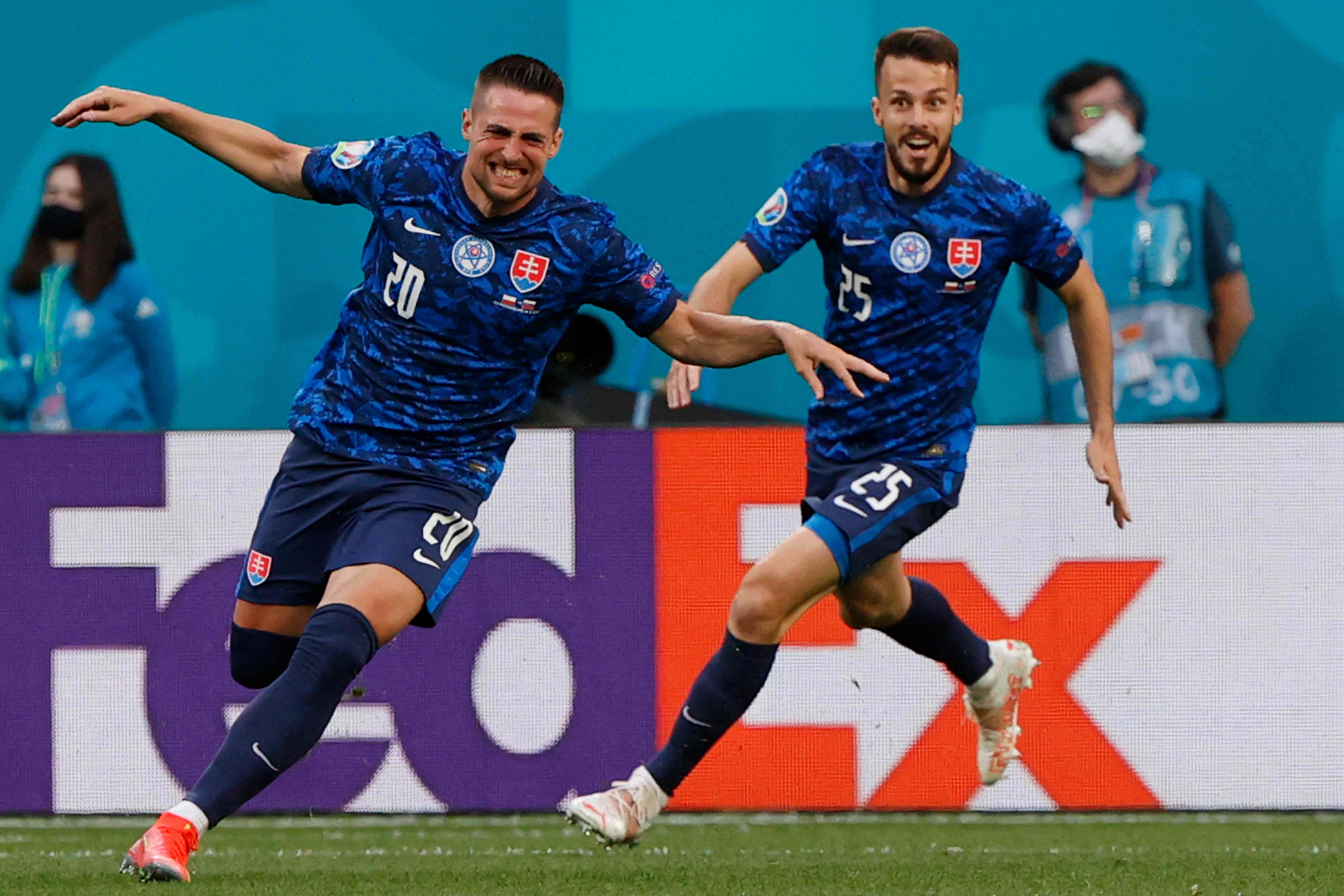 欧洲预选赛顽强拼搏，谁能率先尝到胜利果实