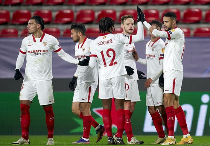 关于意大利劲旅争冠在望，团结一致的信息