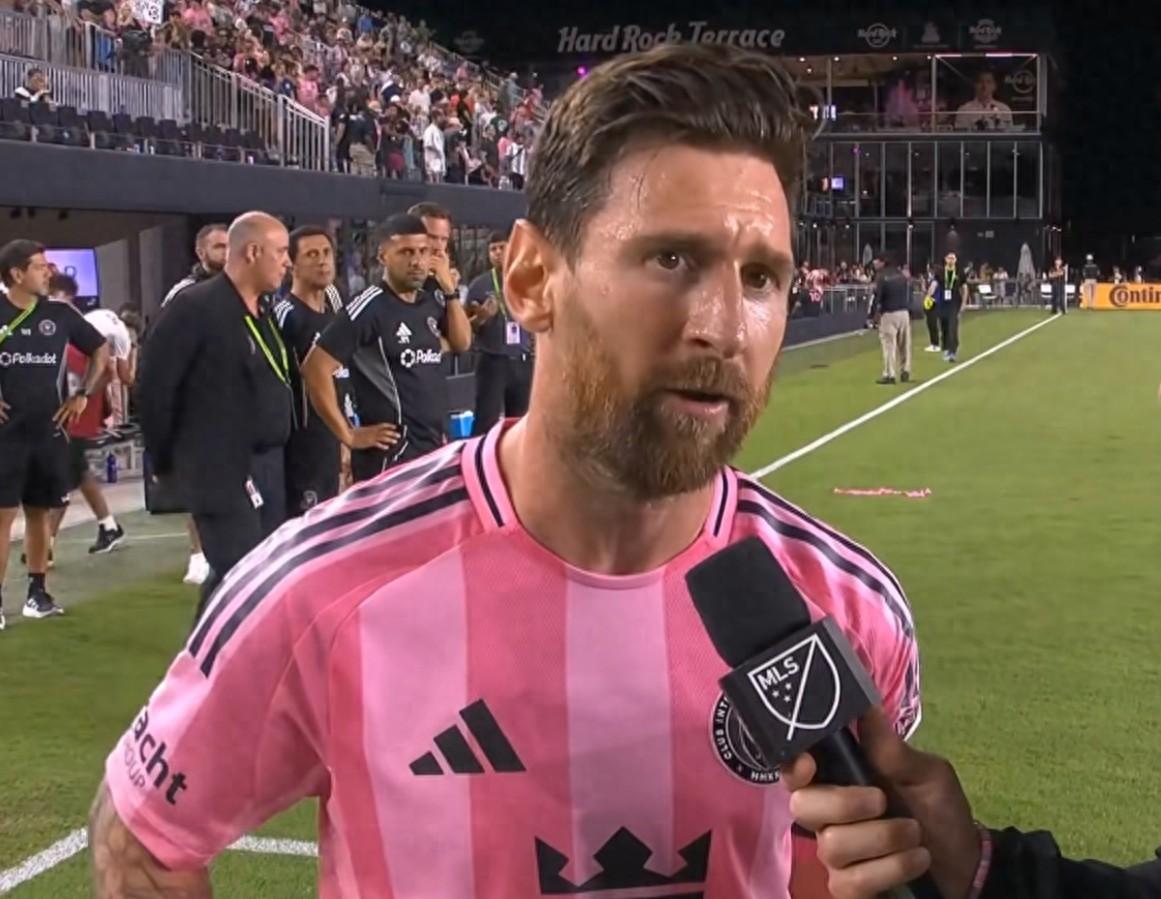 梅西神奇绝杀，巴萨逆转获胜