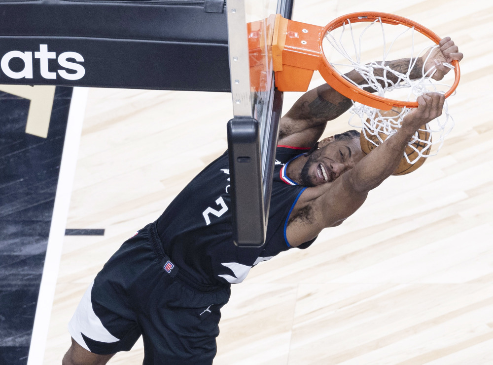 快船逆转公牛：莱昂纳德砍下关键三分的简单介绍