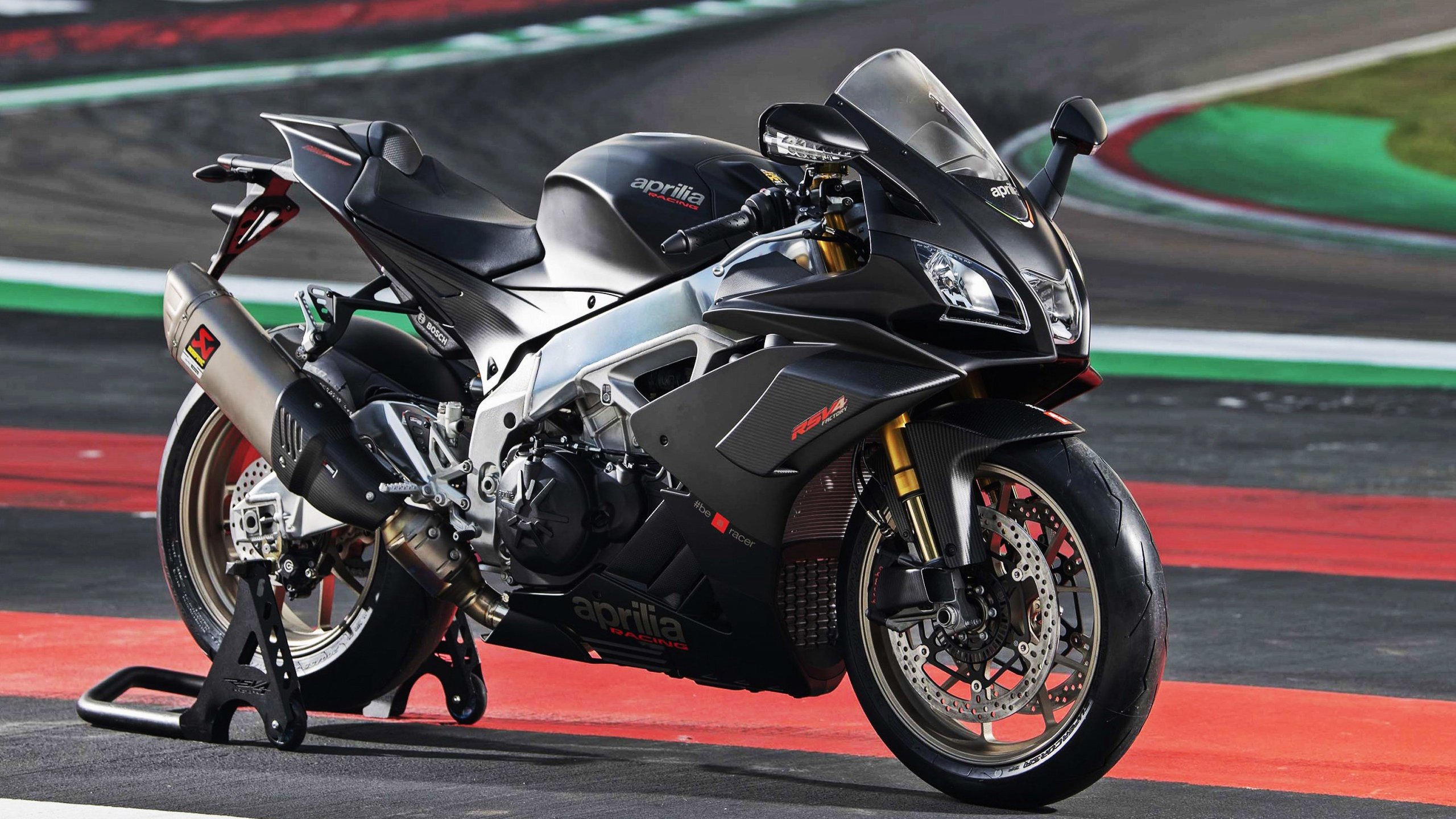 伊拉克对阵墨西哥，萨拉赫稳定输出的足球哲学