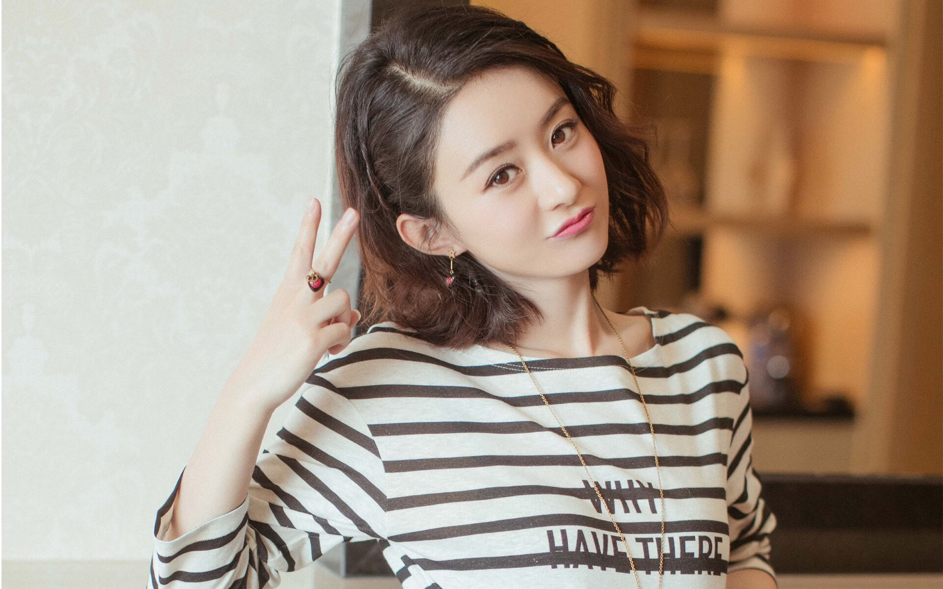 黑马踏碎东欧铁骑！阿劳霍独造三球导演几内亚逆袭