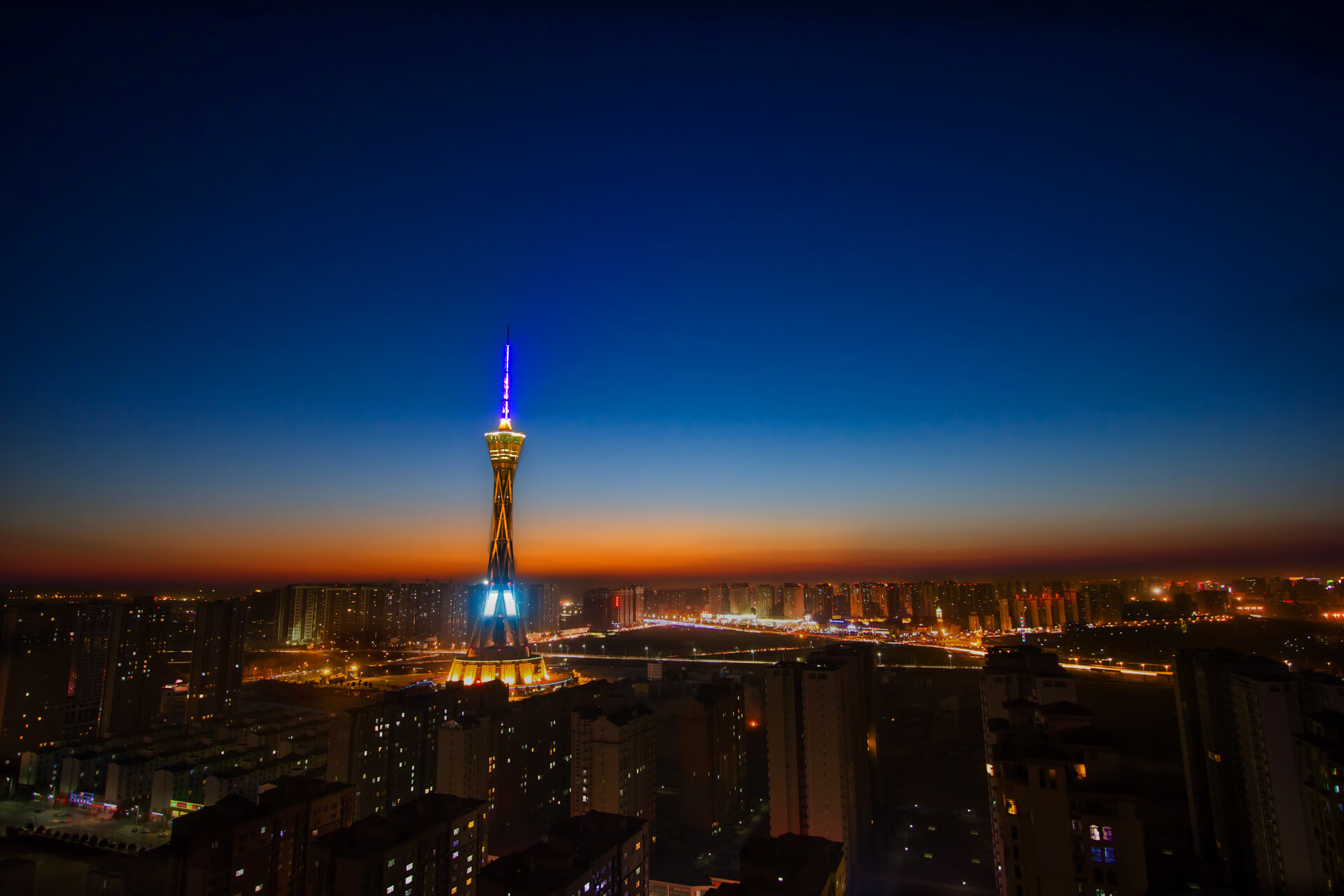 奥利维耶三箭定江山！皇家社会主场血洗土耳其豪门